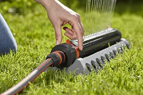 Gardena 1975-U AquaZoom Fully Adjustable oscillating Sprinkler, for Flexible, Leak Proof and Precise Watering, Compatible with Any Hose Brand, Made in Germany, 1975: 3900 SQ. FT, Grey