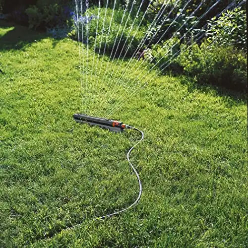 Gardena 34200 Comfort 3900-Square Foot Aqua Zoom Oscillating Sprinkler with Adjustable Width and Flow Control Made in Germany 5 Year Warranty