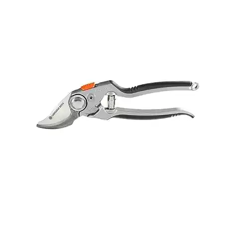 gardena-8702-premium-bypass-hand-pruner-with-angle-10.webp Gardena 8702 Premium Bypass Hand Pruner With Angled Cutting Head And 3/4-Inch Cut
