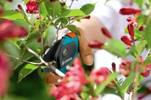 Gardena 8785 Comfort Bypass Hand Pruner With 3/4-Inch Cut