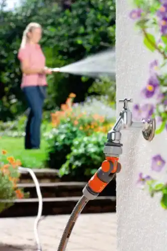 GARDENA Tap Connector with Swivel and Elbow